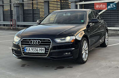 Седан Audi A4 2015 в 