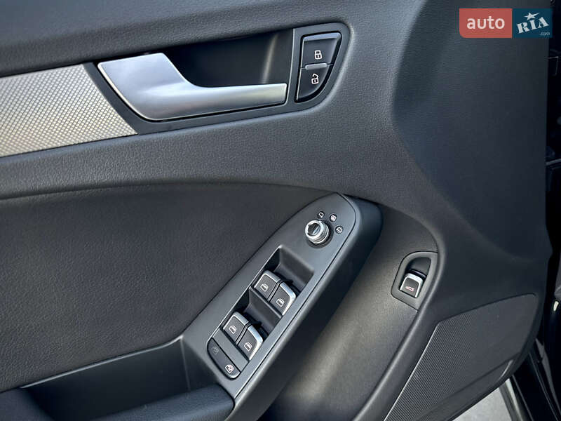 Седан Audi A4 2015 в Киеве фото 32 Седан Audi A4 2015 в Киеве