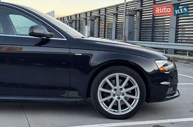 Седан Audi A4 2015 в 