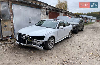 Седан Audi A4 2015 в 