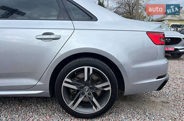 Седан Audi A4 2015 в 