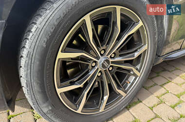 Седан Audi A4 2014 в 