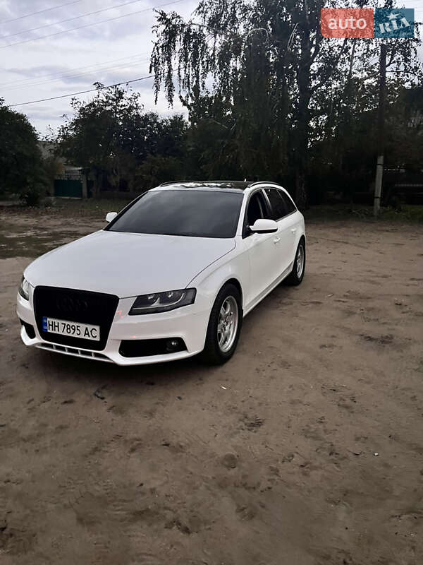Универсал Audi A4 2009 в Веселинове
