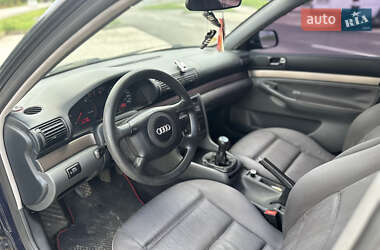 Універсал Audi A4 2000 в 