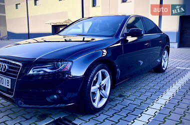 Седан Audi A4 2010 в Ивано-Франковске