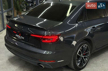 Седан Audi A4 2015 в 