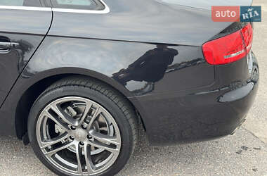 Седан Audi A4 2011 в 