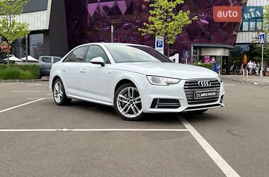 Седан Audi A4 2016 в 