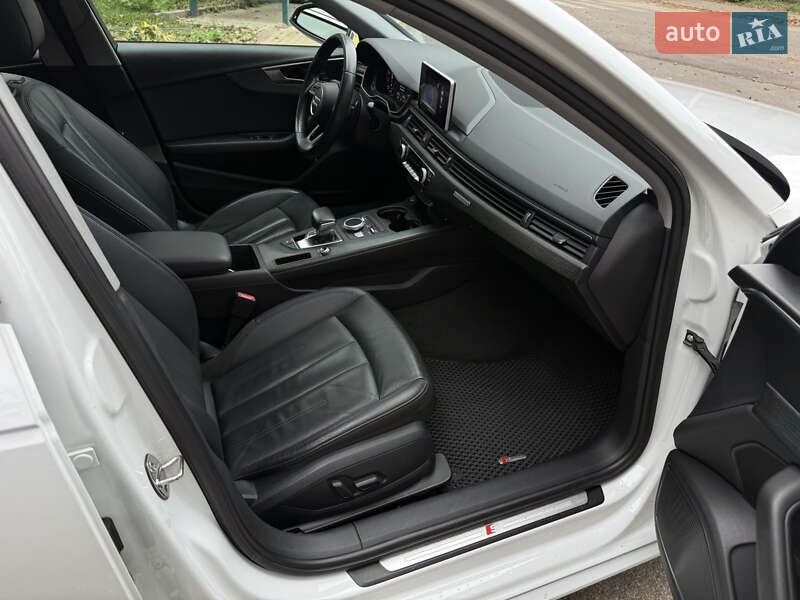 Седан Audi A4 2017 в Києві