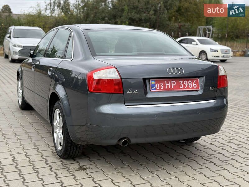 Седан Audi A4 2004 в Могилев-Подольске
