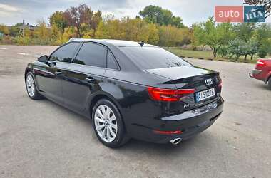 Седан Audi A4 2016 в 