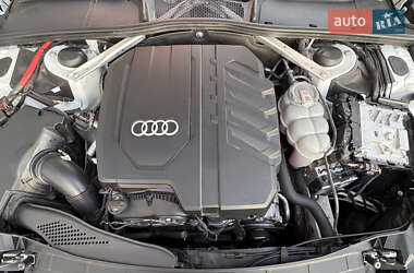 Седан Audi A4 2023 в 