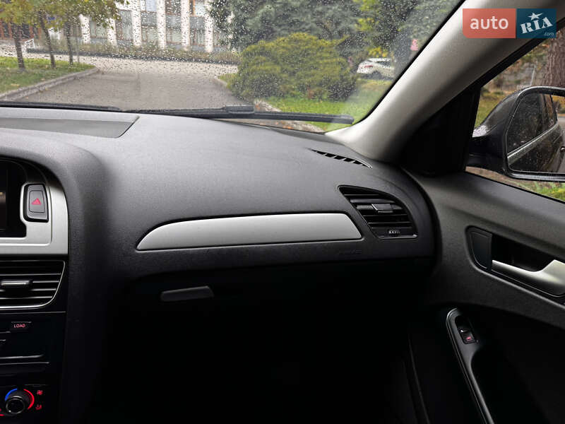 Седан Audi A4 2008 в Чернігові