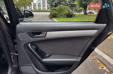 Седан Audi A4 2008 в  фото 35 Седан Audi A4 2008 в