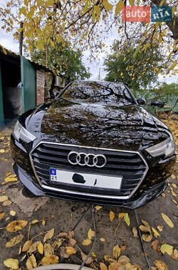 Универсал Audi A4 2017 в 
