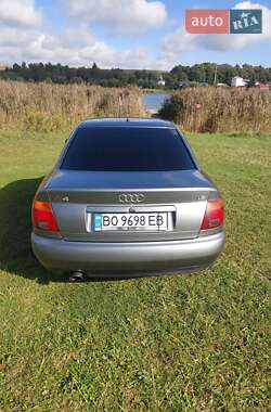 Седан Audi A4 1995 в 
