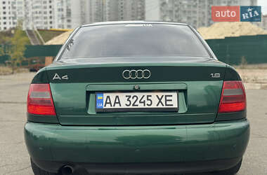 Седан Audi A4 1997 в 