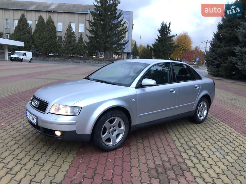 Седан Audi A4 2002 в Корсуне-Шевченковском