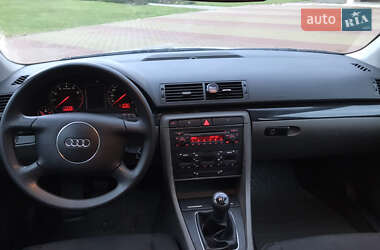 Седан Audi A4 2002 в 