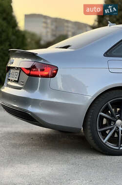Універсал Audi A4 2015 в 