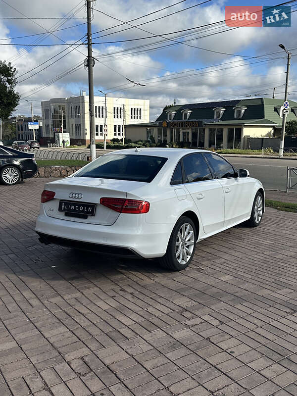 Седан Audi A4 2013 в Кропивницькому