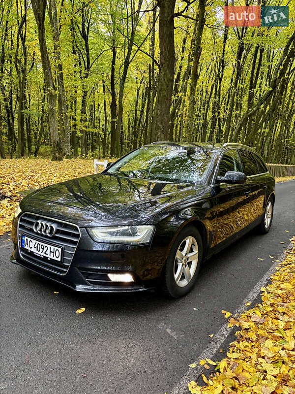 Универсал Audi A4 2012 в Луцке