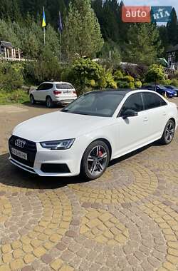 Седан Audi A4 2016 в 