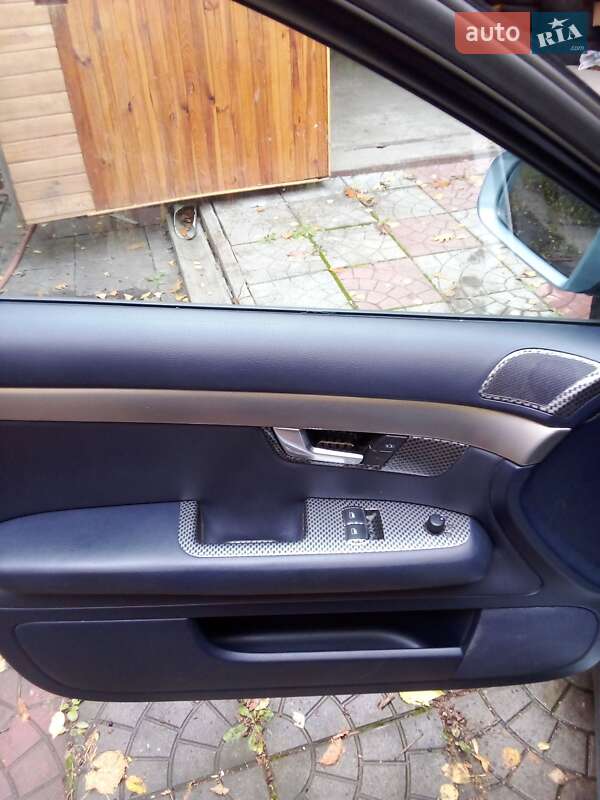 Седан Audi A4 2003 в Харькове