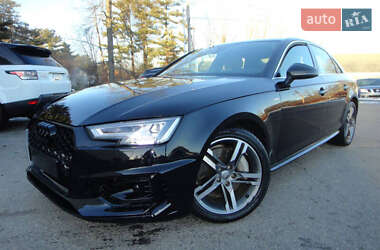 Седан Audi A4 2017 в Львові