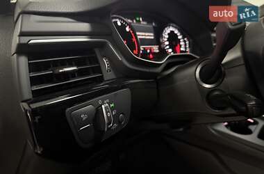 Седан Audi A4 2024 в 