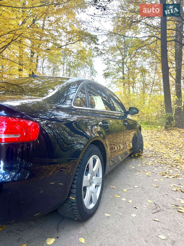 Седан Audi A4 2011 в Долине фото 7 Седан Audi A4 2011 в Долине