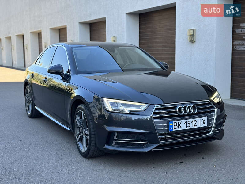 Седан Audi A4 2018 в Ровно