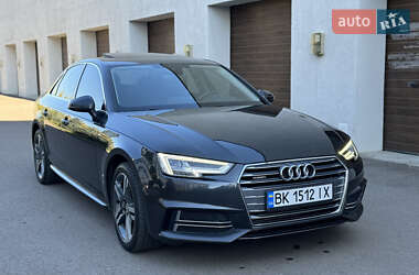 Седан Audi A4 2018 в  фото 15 Седан Audi A4 2018 в