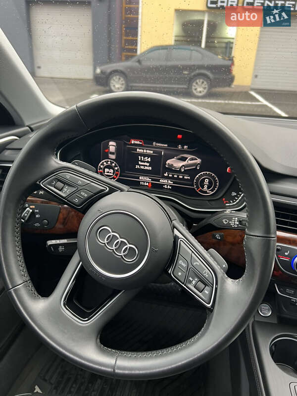 Седан Audi A4 2018 в Харкові