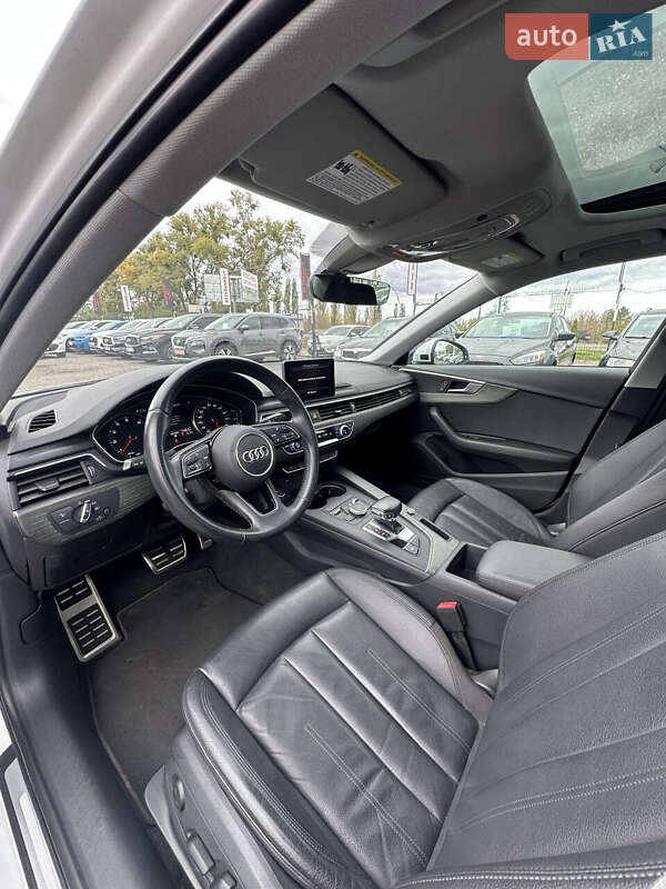 Седан Audi A4 2019 в Білогородці