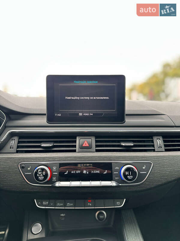 Седан Audi A4 2019 в Білогородці