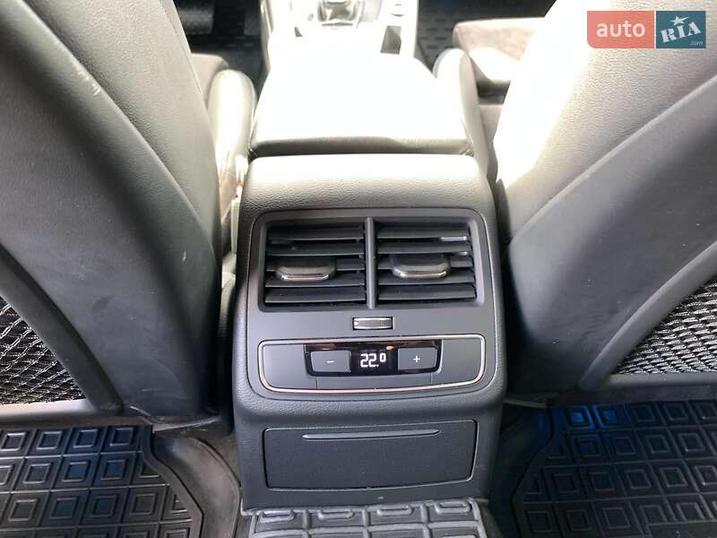 Универсал Audi A4 2016 в Виннице