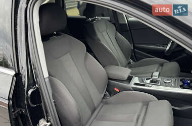 Универсал Audi A4 2018 в 