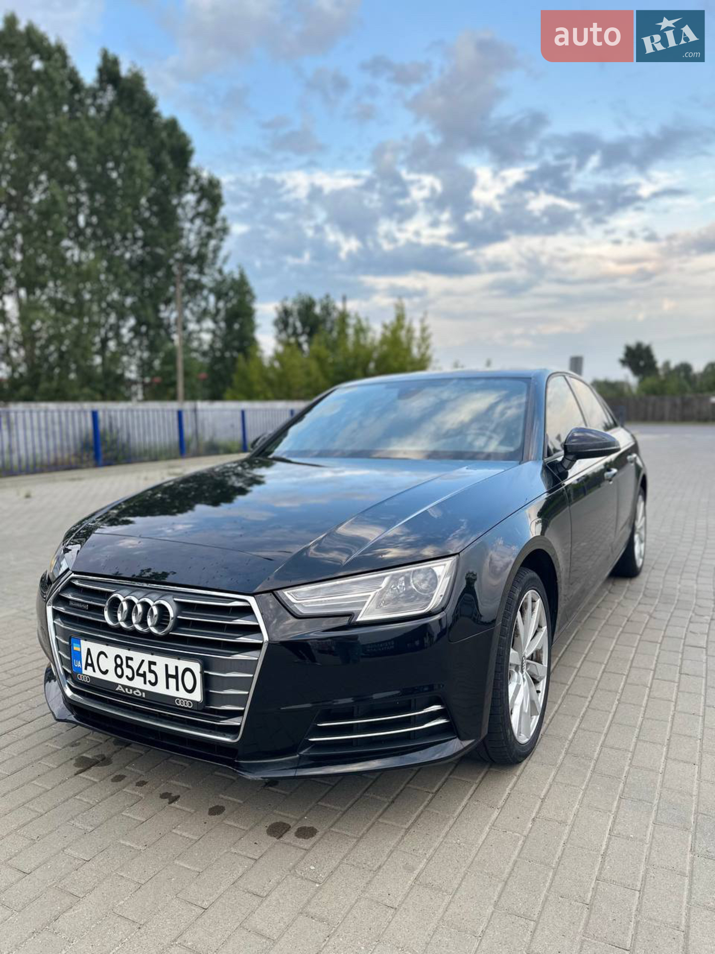 2016 Audi A4 - фото 1