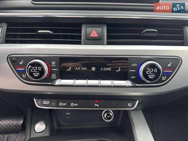 Седан Audi A4 2018 в Киеве