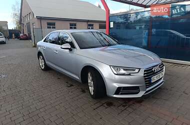 Седан Audi A4 2018 в Львове