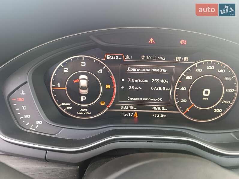 Седан Audi A4 2018 в Львове