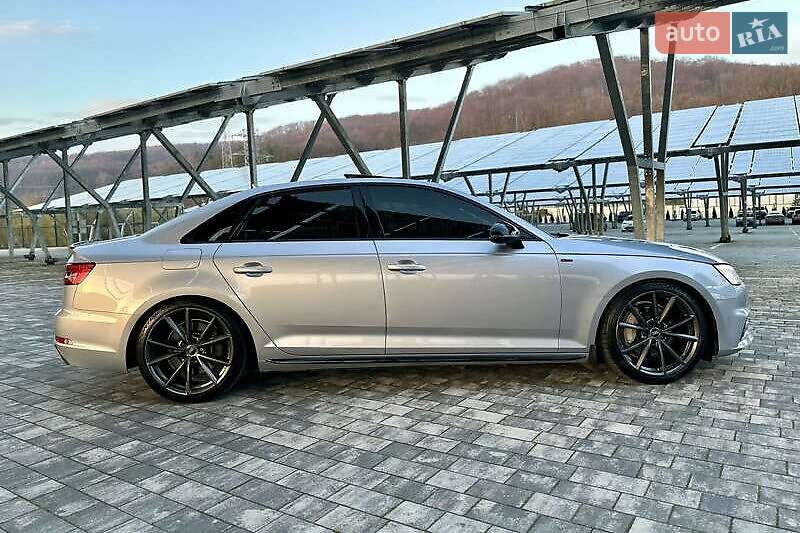 Седан Audi A4 2017 в Львові