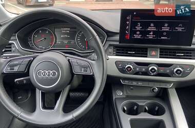 Седан Audi A4 2021 в Хмельницком