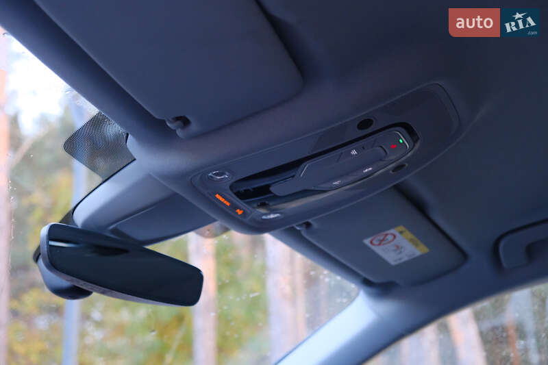 Седан Audi A4 2017 в Киеве