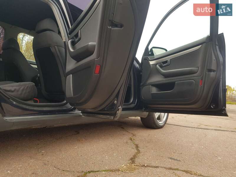 Седан Audi A4 2001 в Мене фото 15 Седан Audi A4 2001 в Мене