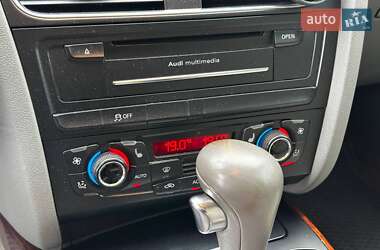 Седан Audi A4 2011 в  фото 20 Седан Audi A4 2011 в