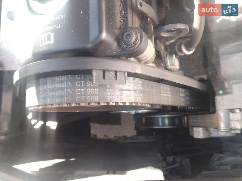 Универсал Audi A4 2006 в Хороле