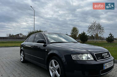 Седан Audi A4 2003 в  фото 25 Седан Audi A4 2003 в