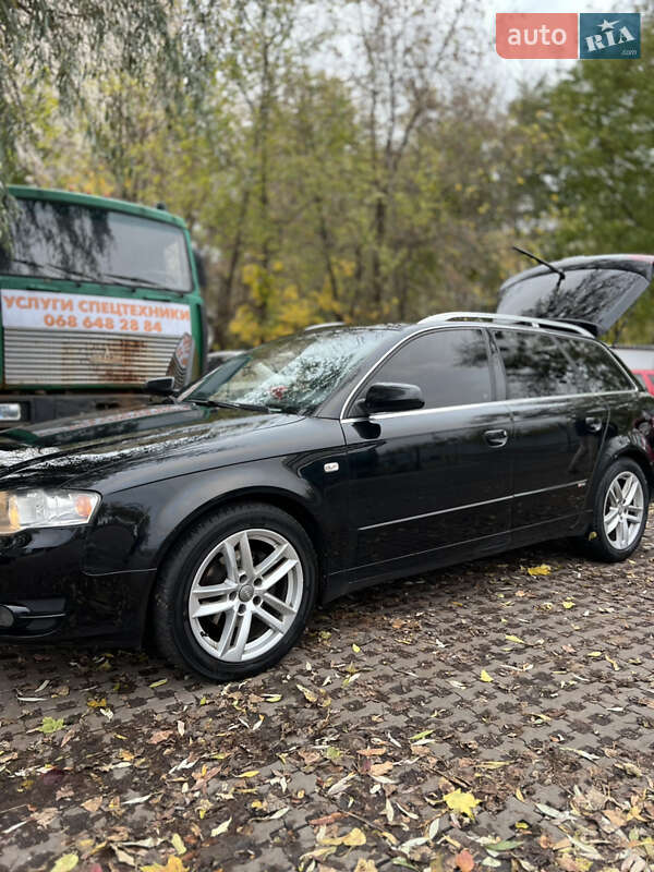 Универсал Audi A4 2006 в Киеве
